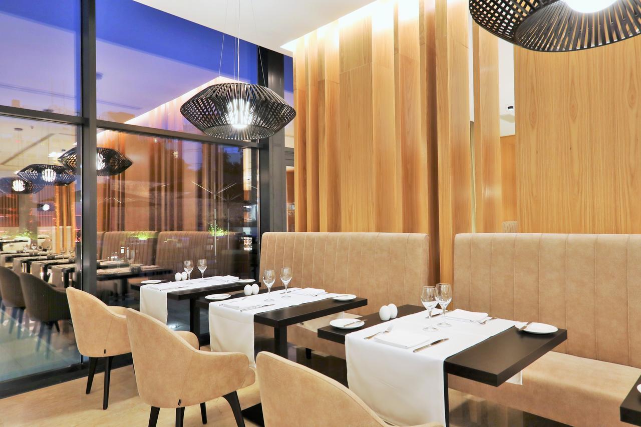 Iberostar Selection Lisboa Hotel Екстериор снимка Restaurant interior