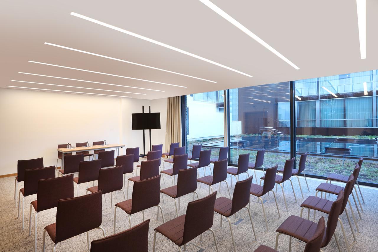 Iberostar Selection Lisboa Hotel Екстериор снимка The interior of the conference centre
